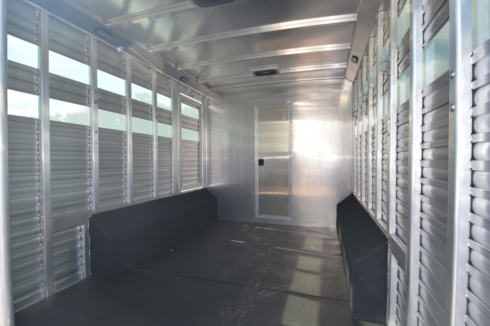 LARAMIE LIVESTOCK SLE81213SSR